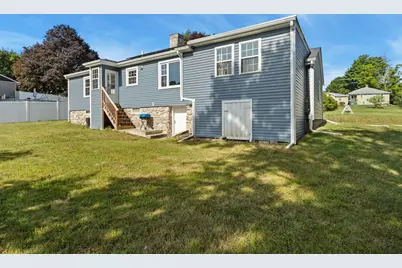5 5th Ave, Dudley, MA 01571 - Photo 39