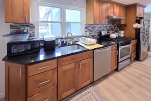 14 Louise, Boston, MA 02467 - Photo 5