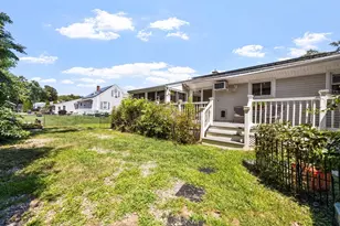 55 Evans St, Somerset, MA 02726 - Photo 3