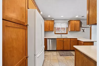 55 Evans St, Somerset, MA 02726 - Photo 11