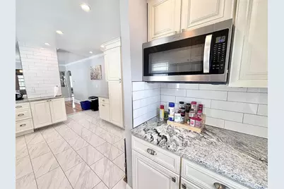 34 Boston Ave #1, Somerville, MA 02144 - Photo 3