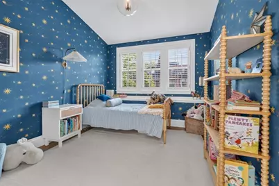 54 Pinckney St, Boston, MA 02114 - Photo 17