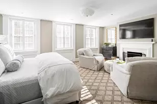 54 Pinckney St, Boston, MA 02114 - Photo 13
