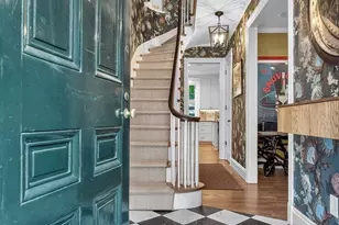 54 Pinckney St, Boston, MA 02114 - Photo 3
