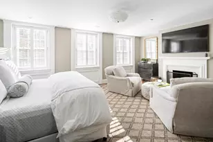 54 Pinckney St, Boston, MA 02114 - Photo 13