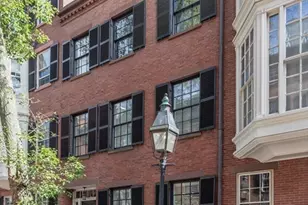 54 Pinckney St, Boston, MA 02114 - Photo 23