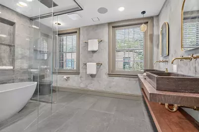 54 Pinckney St, Boston, MA 02114 - Photo 13