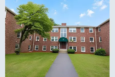 180 Tyngsboro Road #43-E, Chelmsford, MA 01863 - Photo 1