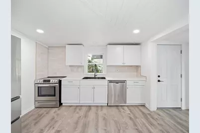 139 Spring St, Quincy, MA 02169 - Photo 5