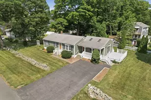 140 Crow Ln, Newburyport, MA 01950 - Photo 3