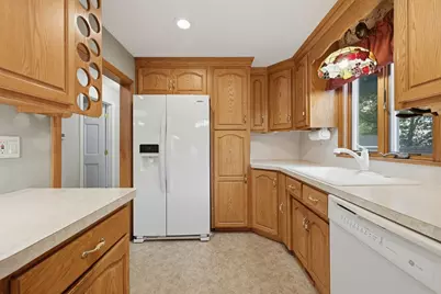 140 Crow Lane, Newburyport, MA 01950 - Photo 15