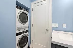 53 Chandler St, Boston, MA 02116 - Photo 13