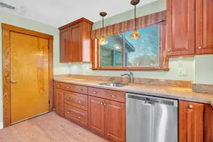 11-13 Bridgham Ave, Watertown, MA 02472 - Photo 5