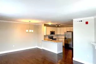 978 Worcester, Wellesley, MA 02482 - Photo 3