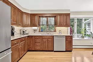 240 Meadow Wood Dr, Holden, MA 01520 - Photo 13