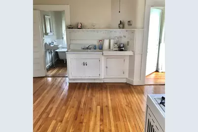 16 California Court, Clinton, MA 01510 - Photo 7