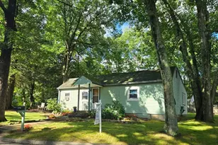 13 Park Ln, Wayland, MA 01778 - Photo 1