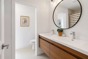 13 Quincy St, Somerville, MA 02143 - Photo 11