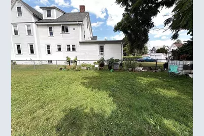 16 Bradford St, Taunton, MA 02780 - Photo 23