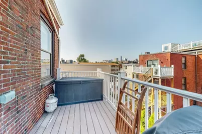 192 Athens St #3, Boston, MA 02127 - Photo 9