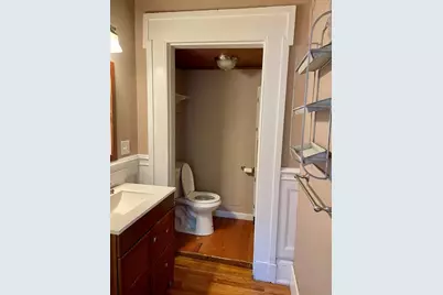 37 Mill St #1, Boston, MA 02122 - Photo 9