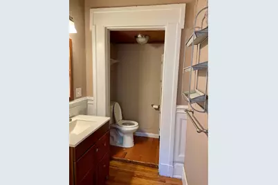 37 Mill St #1, Boston, MA 02122 - Photo 9