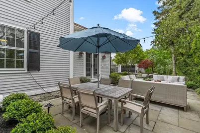 37 Lincoln St, Hingham, MA 02043 - Photo 31