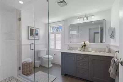 37 Lincoln St, Hingham, MA 02043 - Photo 21