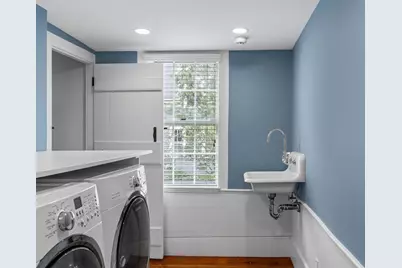 37 Lincoln St, Hingham, MA 02043 - Photo 19