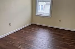 83 Lane St, Lowell, MA 01851 - Photo 15