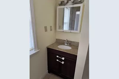 83 Lane St #3, Lowell, MA 01851 - Photo 9