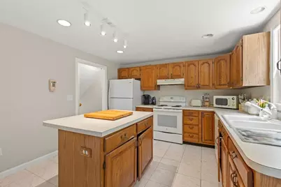 361 Cumberland Ave #0, North Attleboro, MA 02760 - Photo 5