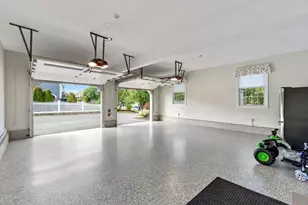 14 Lakeview Ave, Danvers, MA 01923 - Photo 39