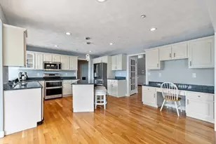 14 Lakeview Ave, Danvers, MA 01923 - Photo 7