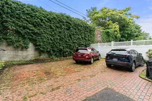 10 Harvest St, Boston, MA 02125 - Photo 15