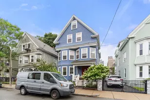 10 Harvest St, Boston, MA 02125 - Photo 5