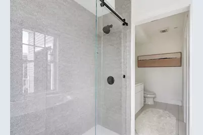 613 E 6th St. #3, Boston, MA 02127 - Photo 13