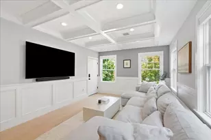 613 E 6th St, Boston, MA 02127 - Photo 3