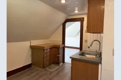 149 Cross St #3, Gardner, MA 01440 - Photo 3