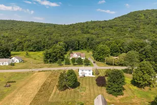 81 South St, Williamsburg, MA 01096 - Photo 29