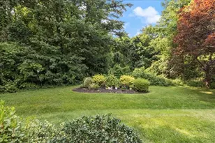 25 Whittier Meadows Dr, Amesbury, MA 01913 - Photo 37