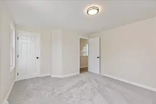 25 Whittier Meadows Dr, Amesbury, MA 01913 - Photo 25