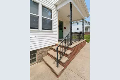 164 Hood St #1E, Fall River, MA 02720 - Photo 5