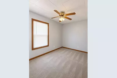 164 Hood St #1E, Fall River, MA 02720 - Photo 7