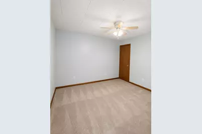 164 Hood St #1E, Fall River, MA 02720 - Photo 17