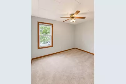 164 Hood St #1E, Fall River, MA 02720 - Photo 23