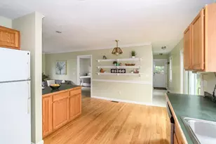 16 Willow St, Natick, MA 01760 - Photo 7