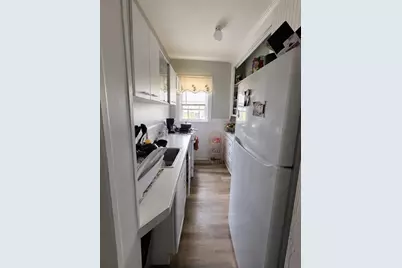 366 Park St #1, New Bedford, MA 02740 - Photo 3