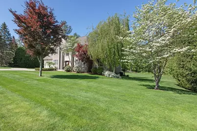 11 Bridle Dr, Lincoln, RI 02865 - Photo 3