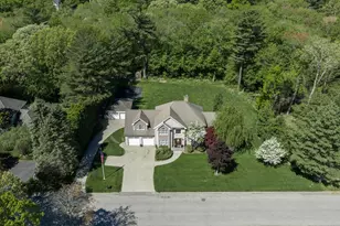 11 Bridle Dr, Lincoln, RI 02865 - Photo 3
